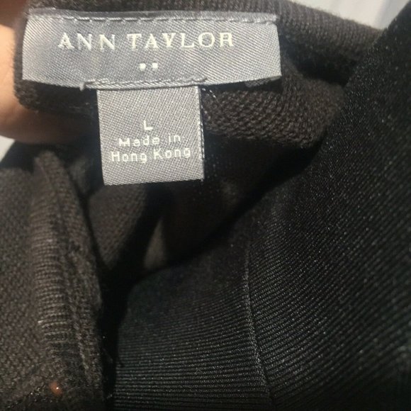 Ann Taylor  Knit Top Short Sleeve Scoopneck  L - Picture 6 of 6